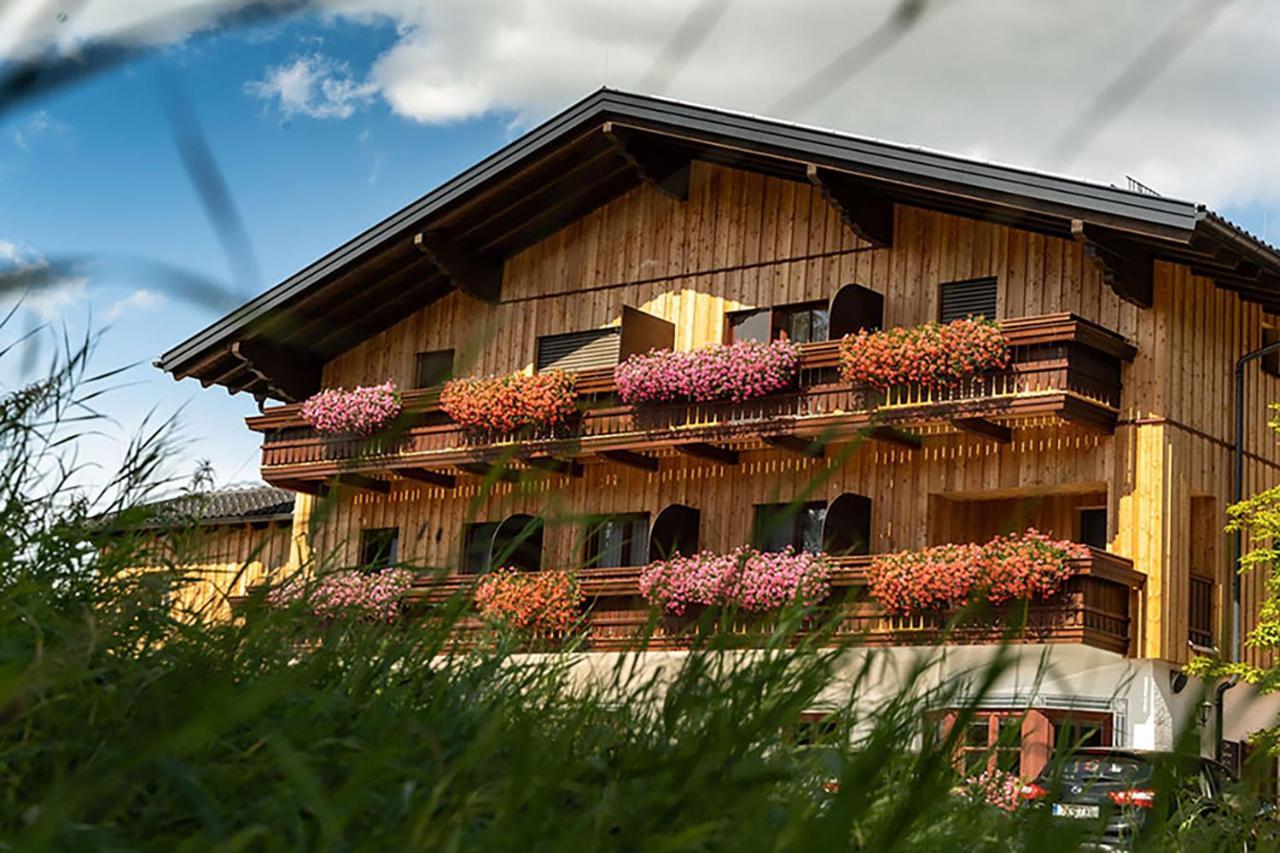 Gasthof Steinerwirt Hotel Grossgmain Exterior photo